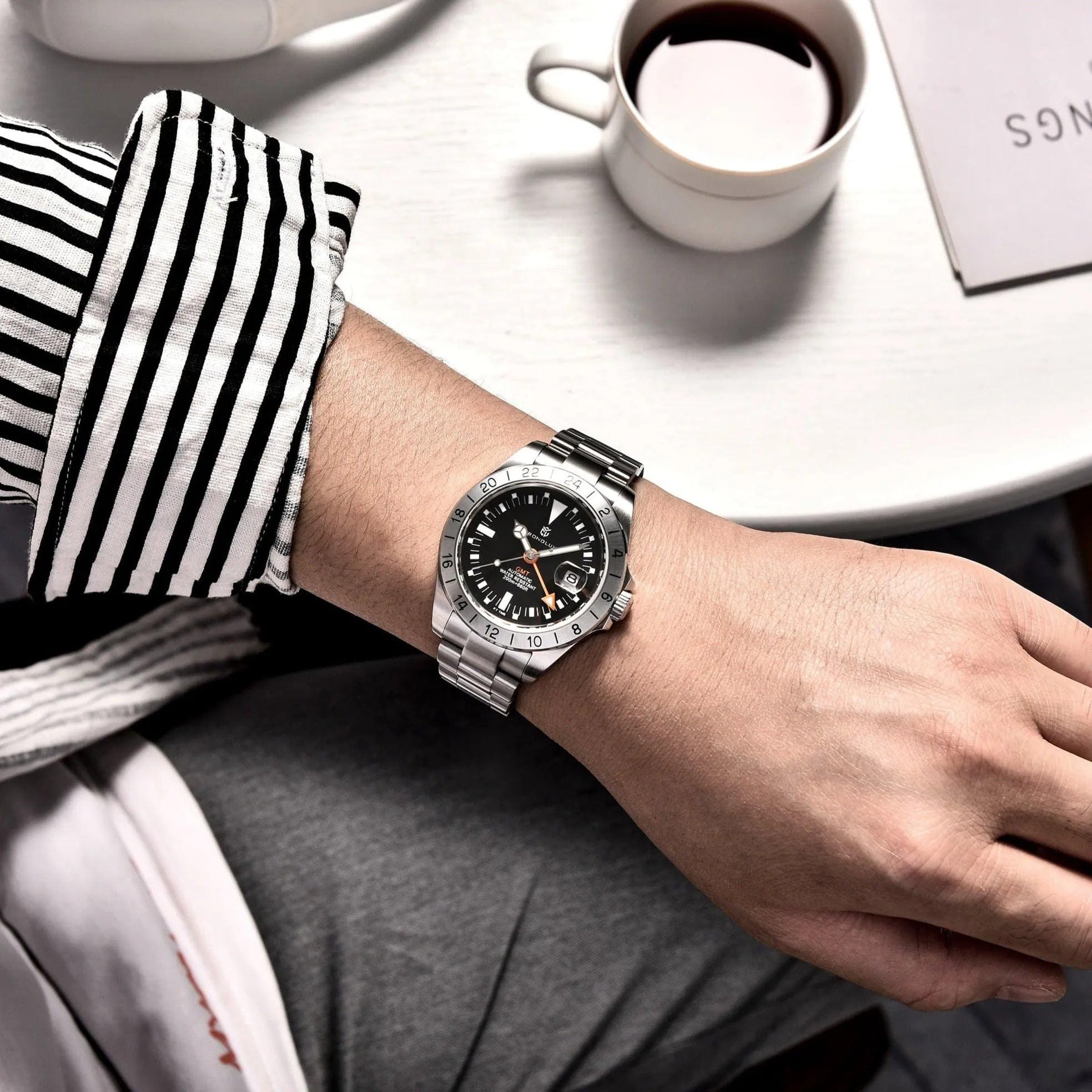 CHRONOLUXO PD-1693 GMT